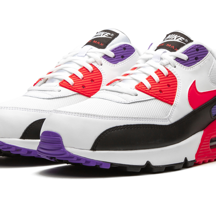 Nike Air Max 90 "Essential"