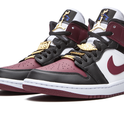 AIr Jordan 1 MID SE WMNS "Gold Pendants"