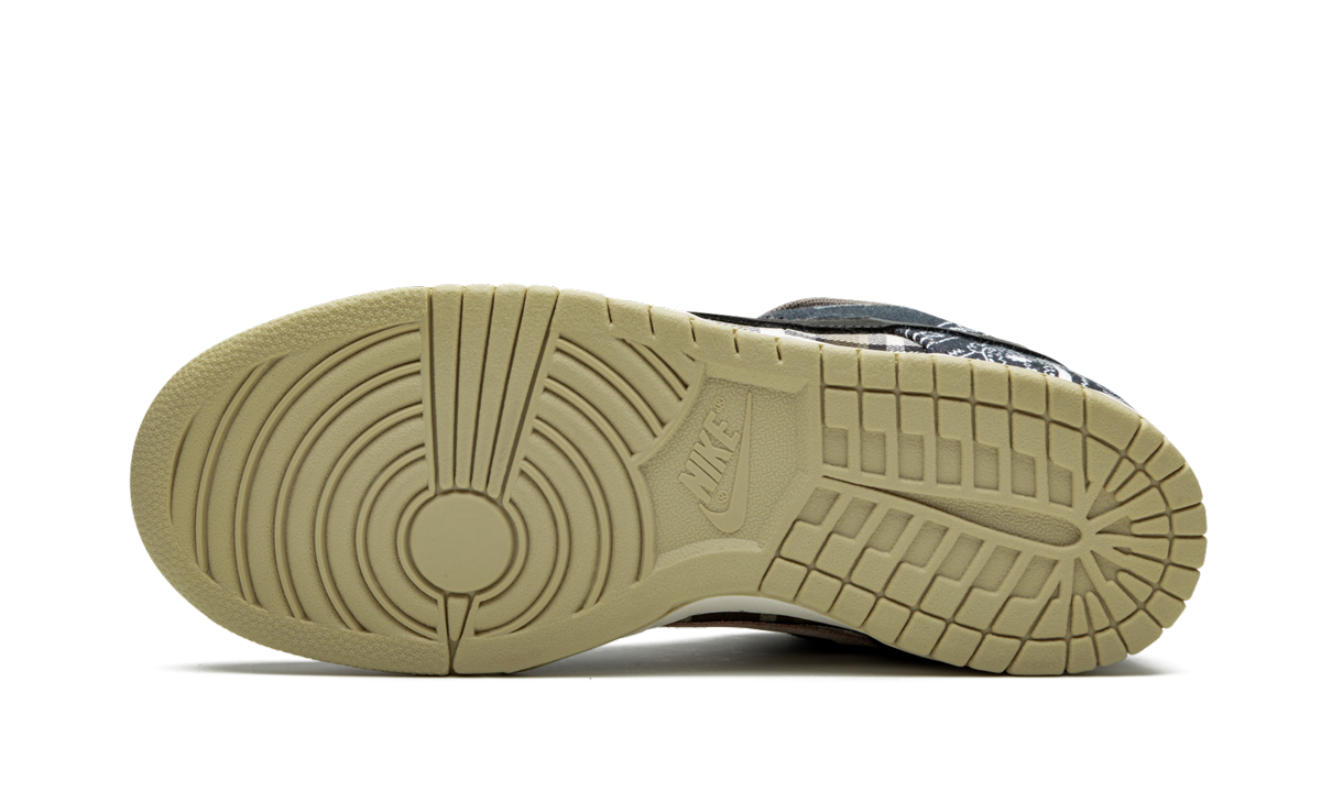 Nike SB Dunk Low "Travis Scott"