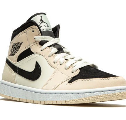 Air Jordan 1 MID WMNS "Guava Ice"