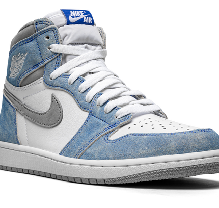 Air Jordan 1 Retro High OG "Hyper Royal"