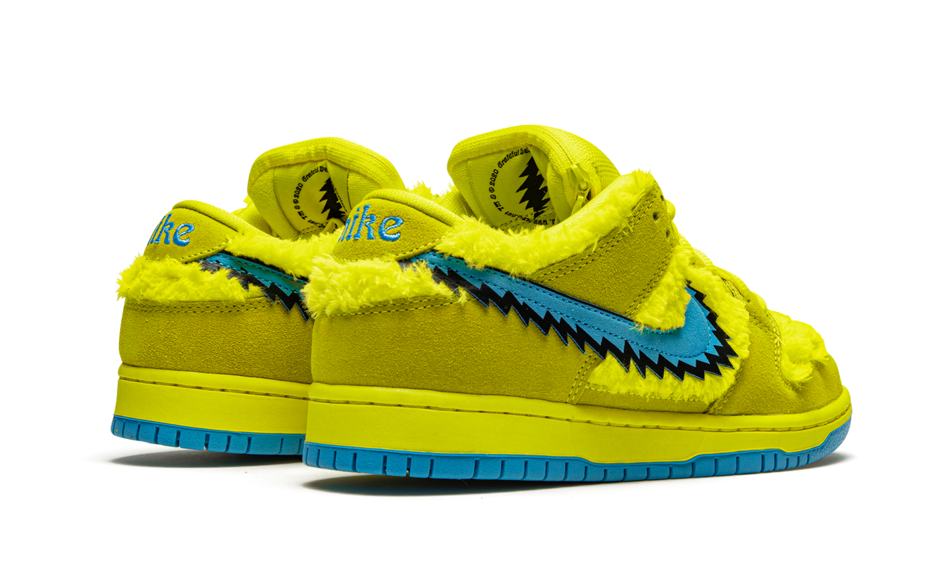 Nike Dunk SB Low "Grateful Dead - Yellow Bear"