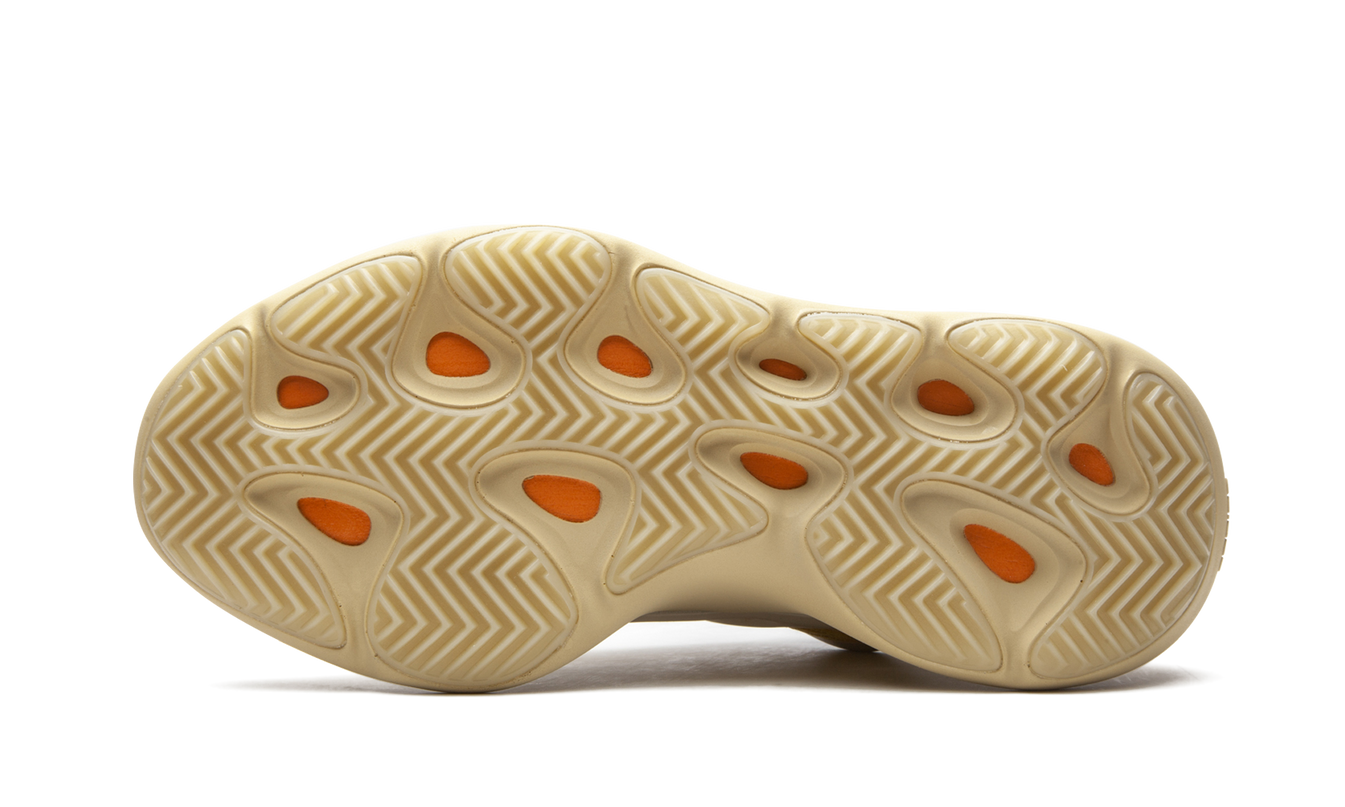 Yeezy 700 V3 "Safflower"