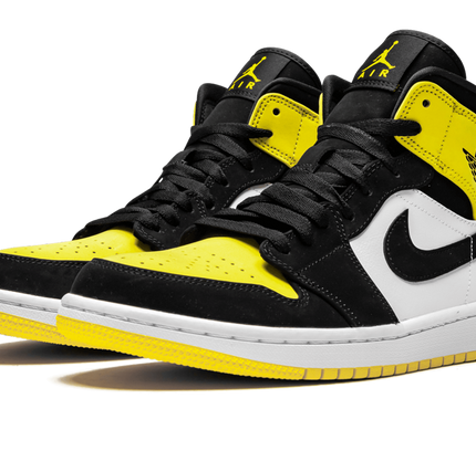 Air Jordan 1 Mid SE "Yellow Toe"