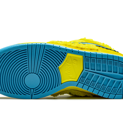Nike Dunk SB Low "Grateful Dead - Yellow Bear"