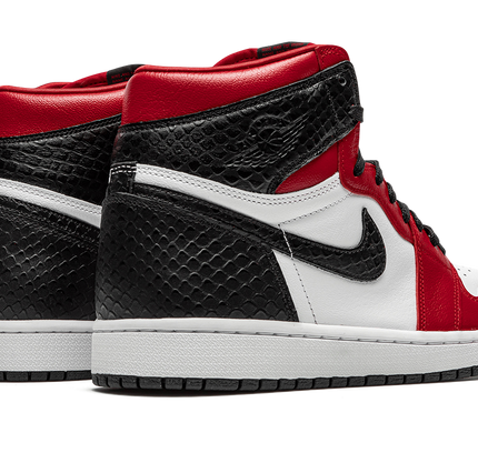 Air Jordan 1 HIGH RETRO WMNS "Satin Snake"