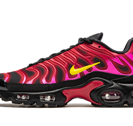 Nike Air Max Plus TN "Supreme - Black / Red"