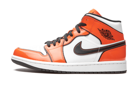 Air Jordan 1 Mid SE 
