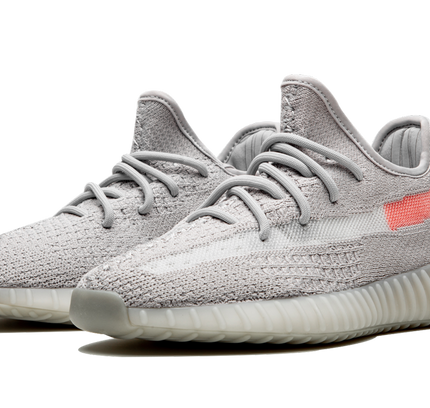Yeezy Boost 350 V2 „Rücklicht“
