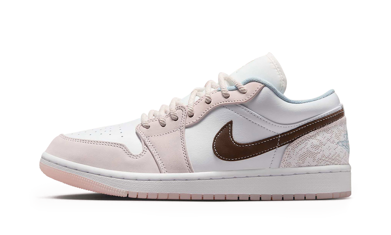 Air Jordan 1 Low WMNS "Coral"