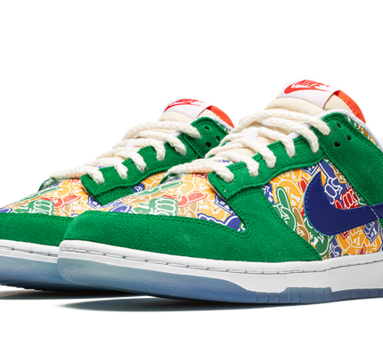 Nike Dunk Low "Foam Finger"