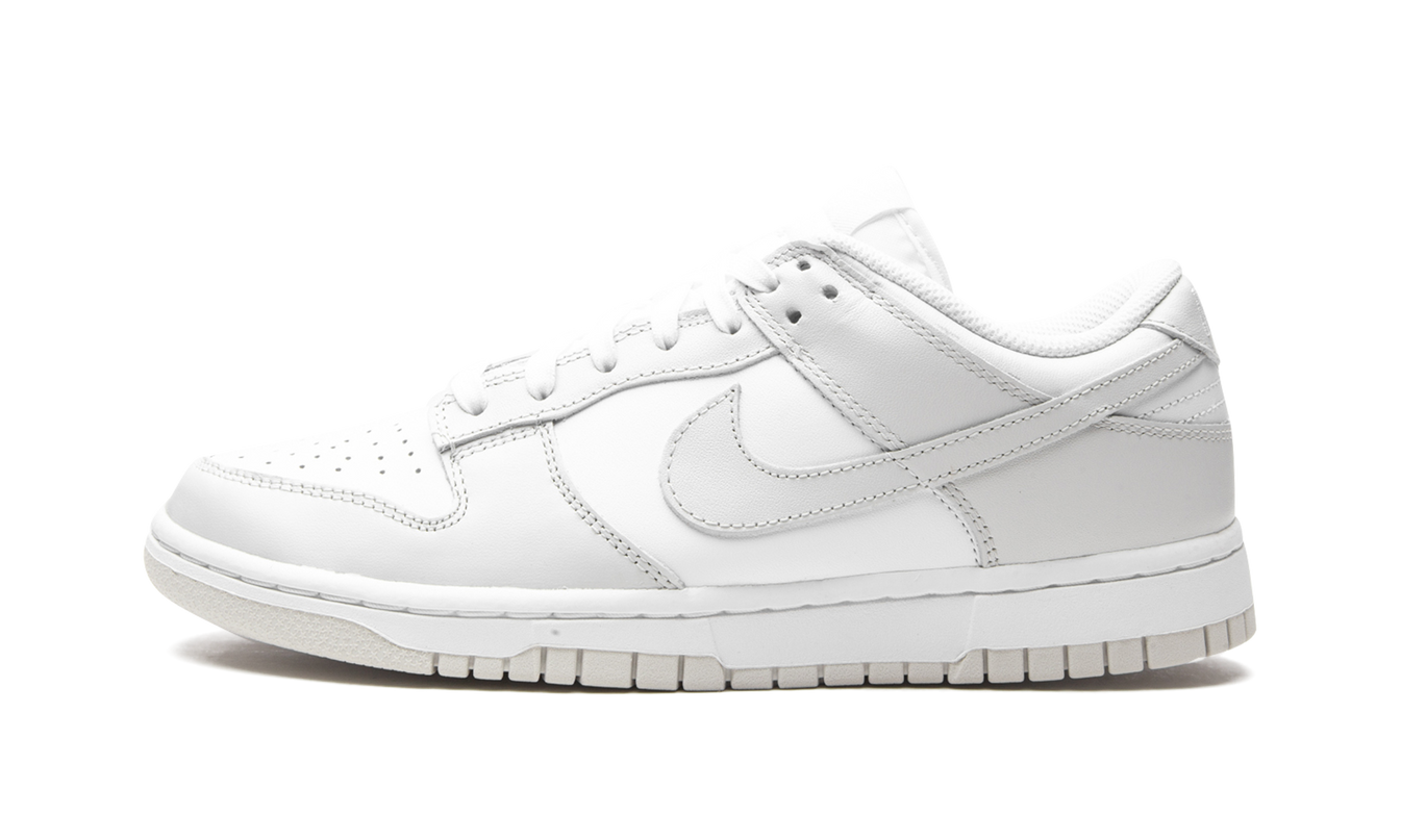 Nike Dunk Low WMNS "Photon Dust"