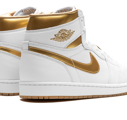 Air Jordan 1 RETRO HIGH OG WMNS "Metallic Gold"