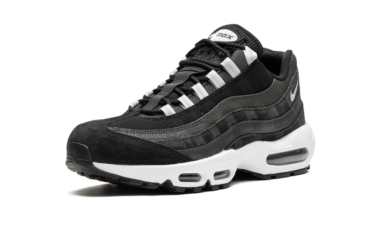 Nike Air Max 95 "Black / Pure Platinum"