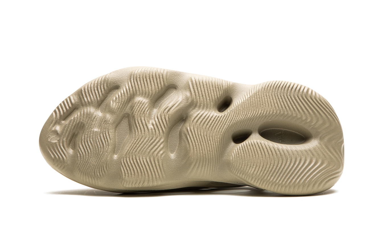 Yeezy Foam Runner „Stone Salt“