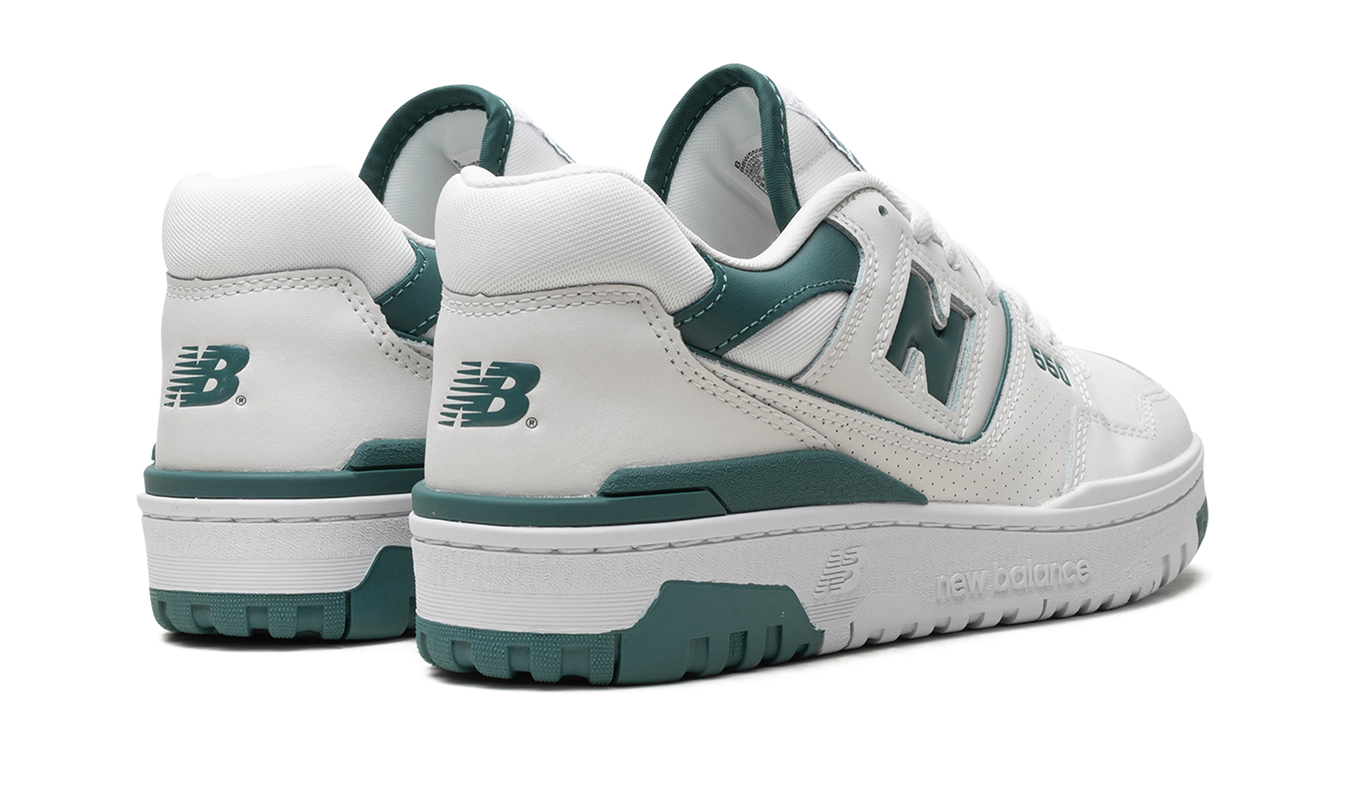 New Balance 550 WMNS "Reflection / New Spruce"