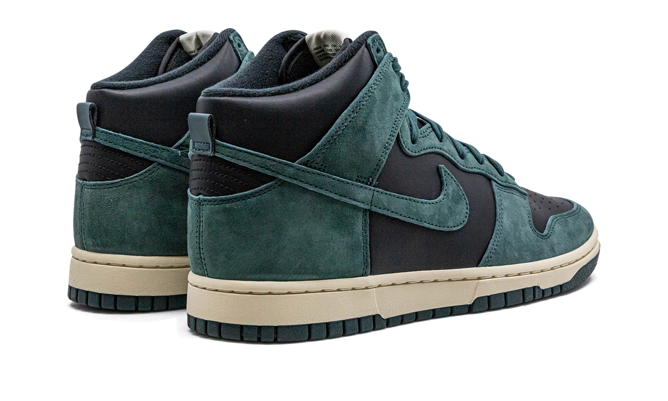 Nike Dunk High "Faded Spruce"
