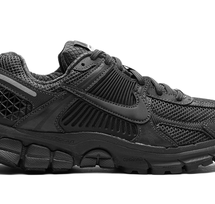 Nike Zoom Vomero 5 WMNS "Triple Black"