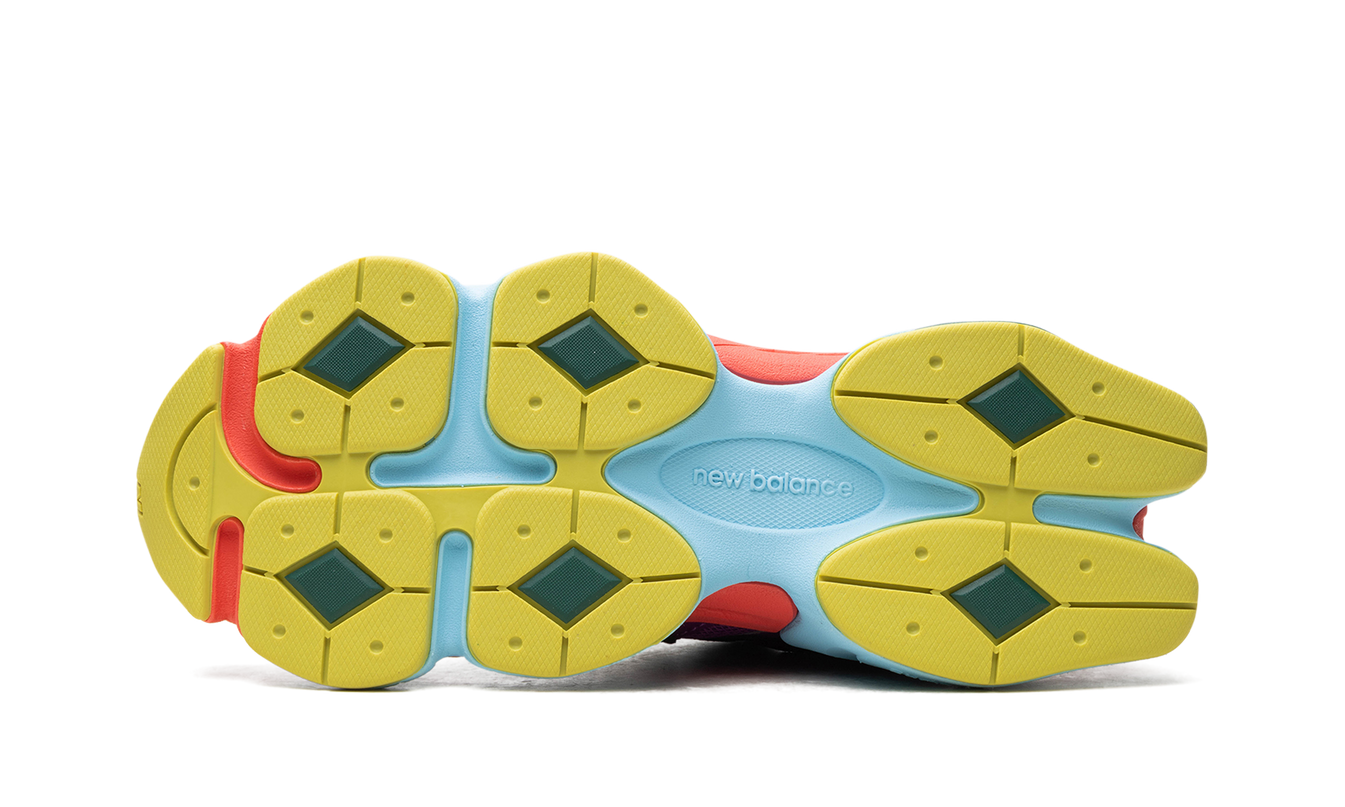 New Balance 9060 "PURPLE FUCHSIA"