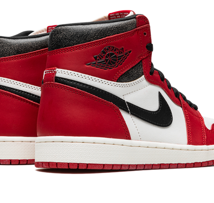 Air Jordan 1 Retro High OG "Chicago Lost and Found"