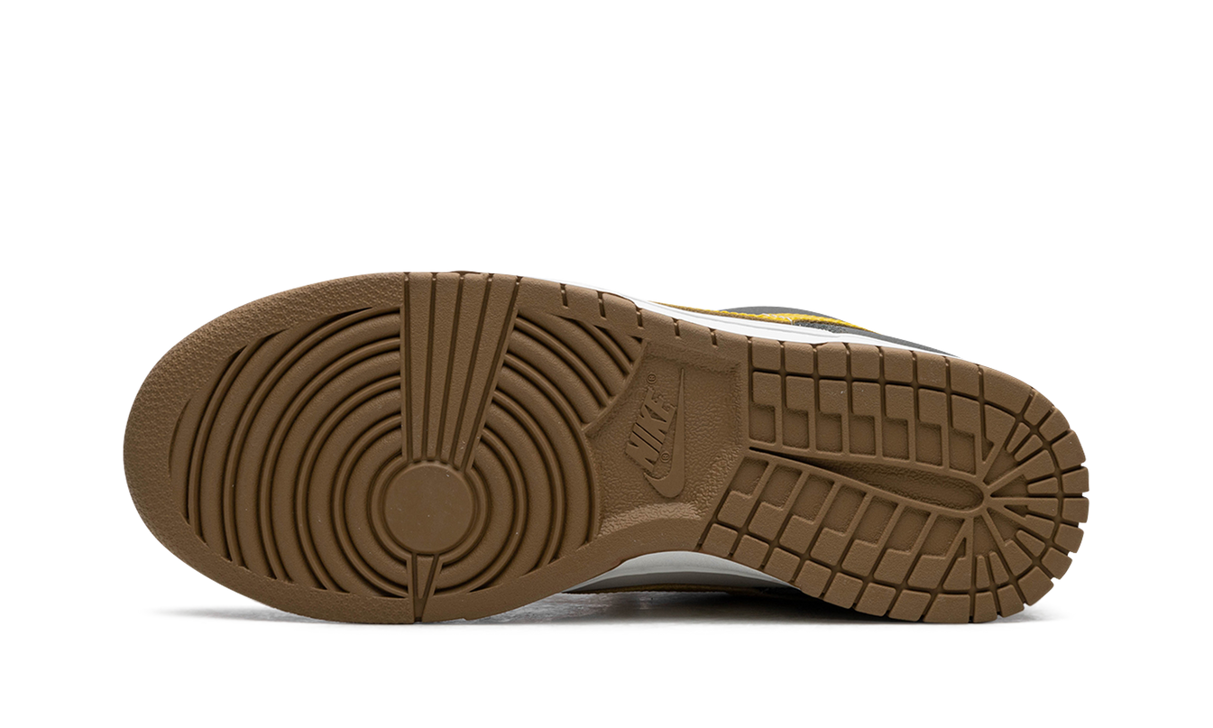 Nike Dunk Low "Cargo Khaki / Vivid Sulfur"