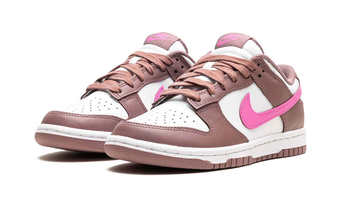 Nike Dunk Low WMNS "Smokey Mauve"