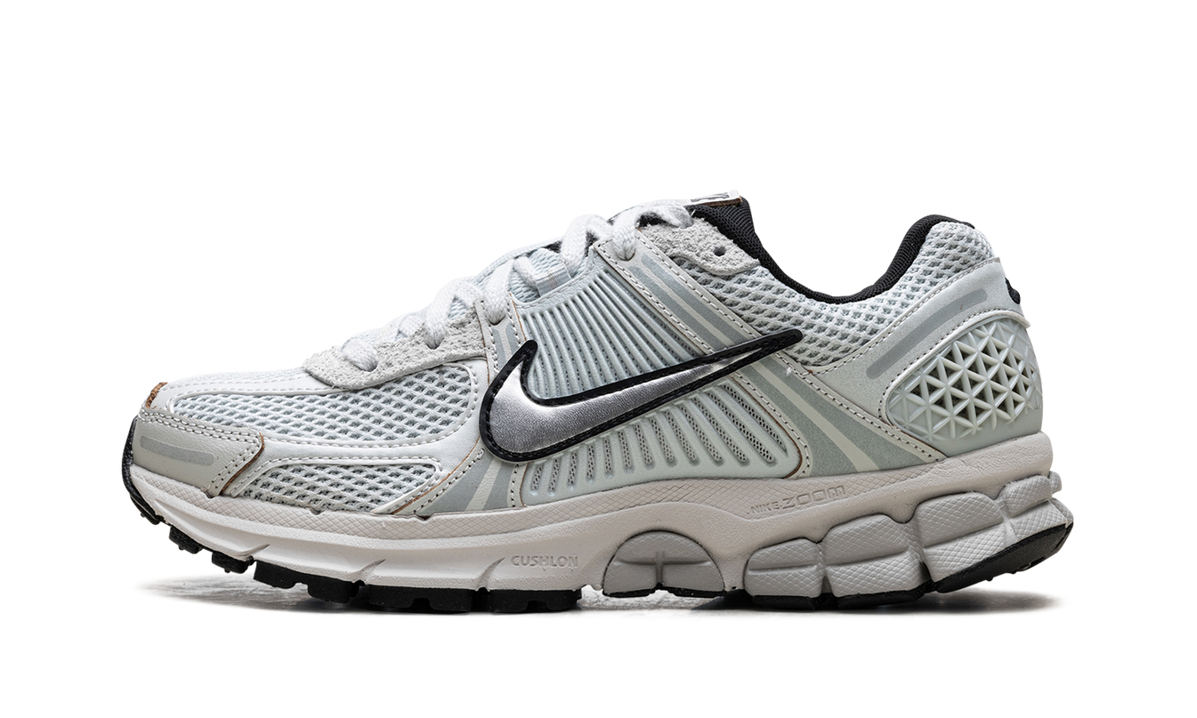 Nike Zoom Vomero 5 WMNS "Light Silver Chrome"