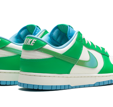 Nike Dunk Low "Green Shock"