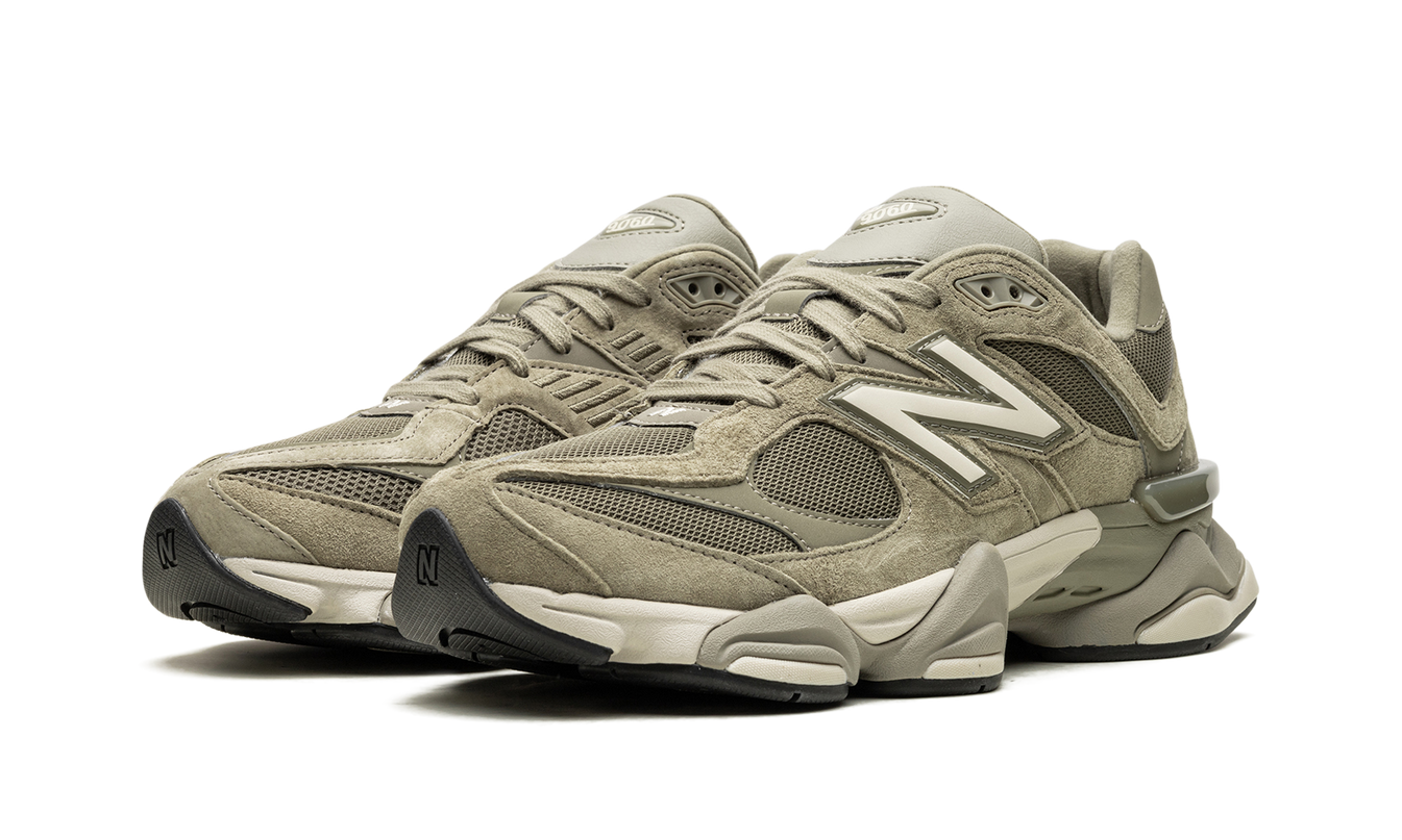 New Balance 9060 „Covert Green“