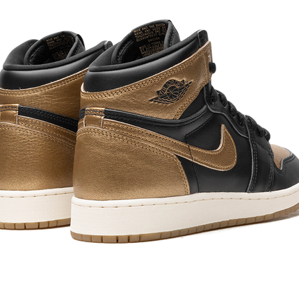 Air Jordan 1 GS "Black Metallic Gold"