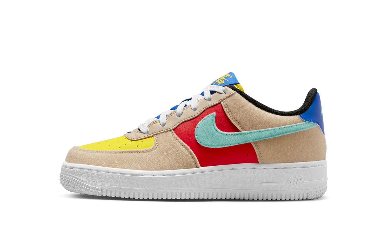 Nike Air Force 1 "Red"