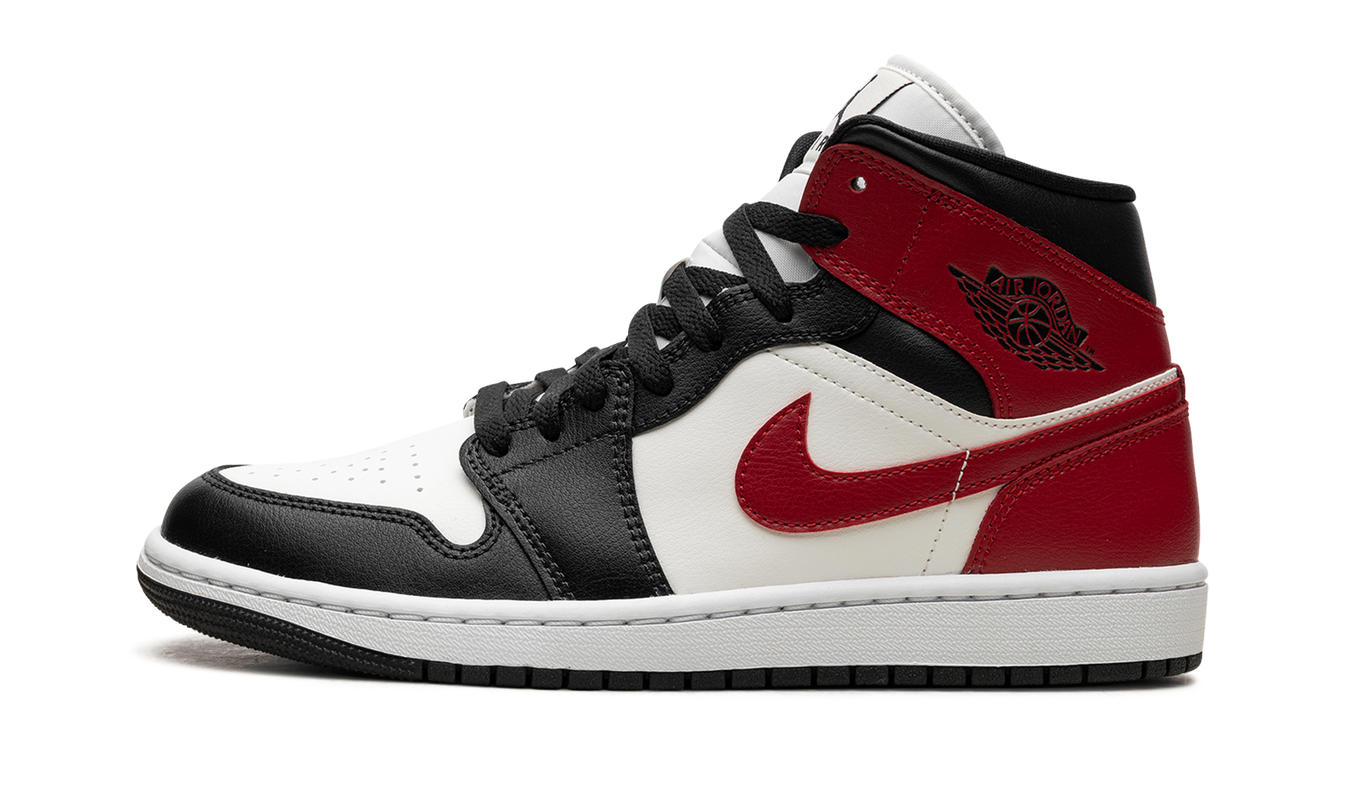 Air Jordan 1 MID WMNS "Black Toe"