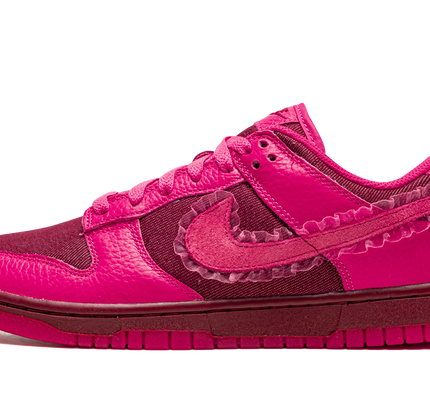 Nike Dunk Low WMNS "Valentine’s Day"