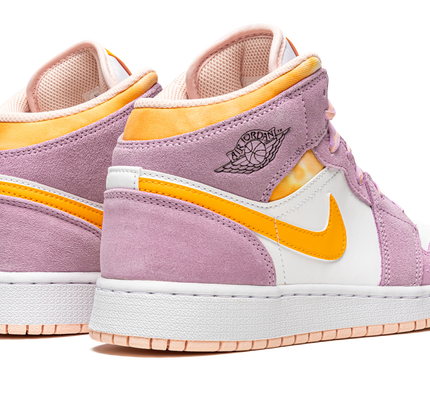 Air Jordan 1 Mid SE GS "Arctic Pink"