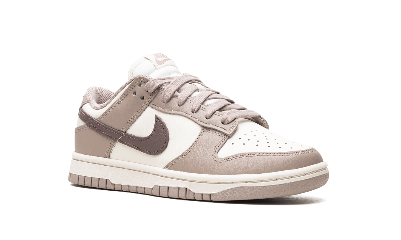 Nike Dunk Low WMNS "Diffused Taupe"