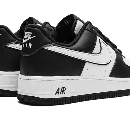 Nike Air Force 1 Low "Panda"