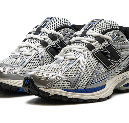 New Balance 1906R "Silver Metallic"