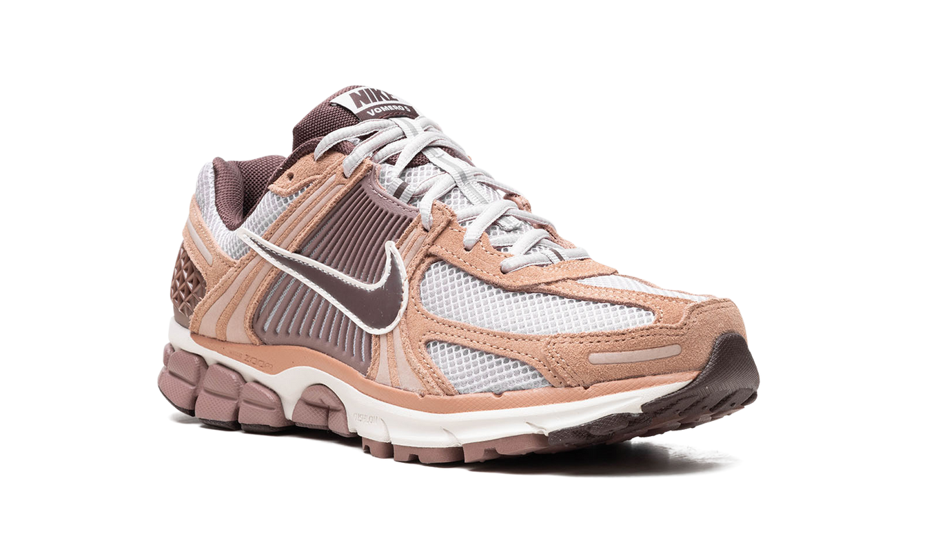 Nike Zoom Vomero 5 "Dusted Clay"