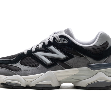 New Balance 9060 „Schwarz Grau“