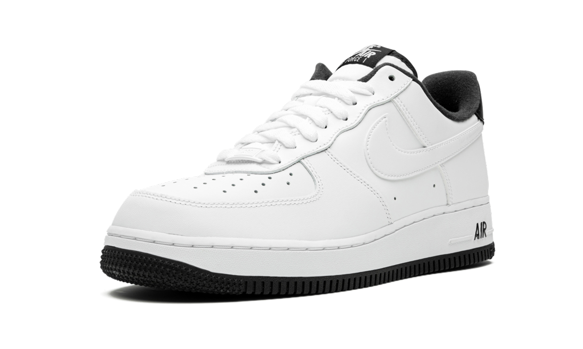 Nike Air Force 1 '07