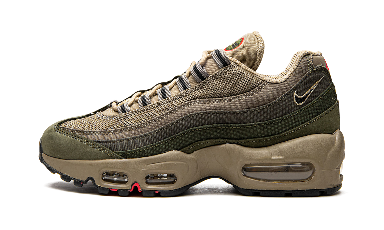 Nike Air Max 95 SE "Rough Green"