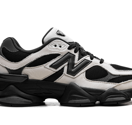 New Balance 9060 „Off-White Black“