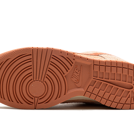 Nike Dunk Low WMNS "Burnt Sunrise"