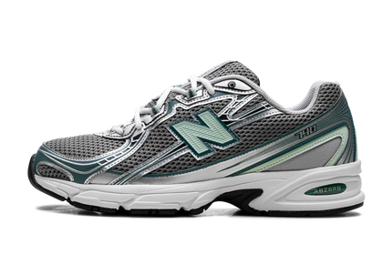 New Balance 740 V2 