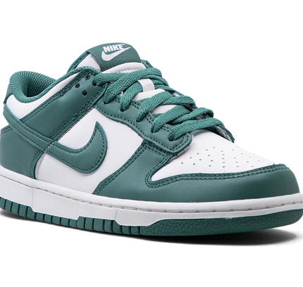 Nike Dunk Low GS "Spruce Green"