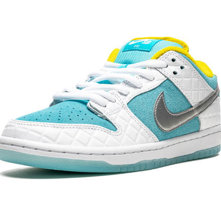 Nike Dunk SB Low "FTC Lagoon Pulse"