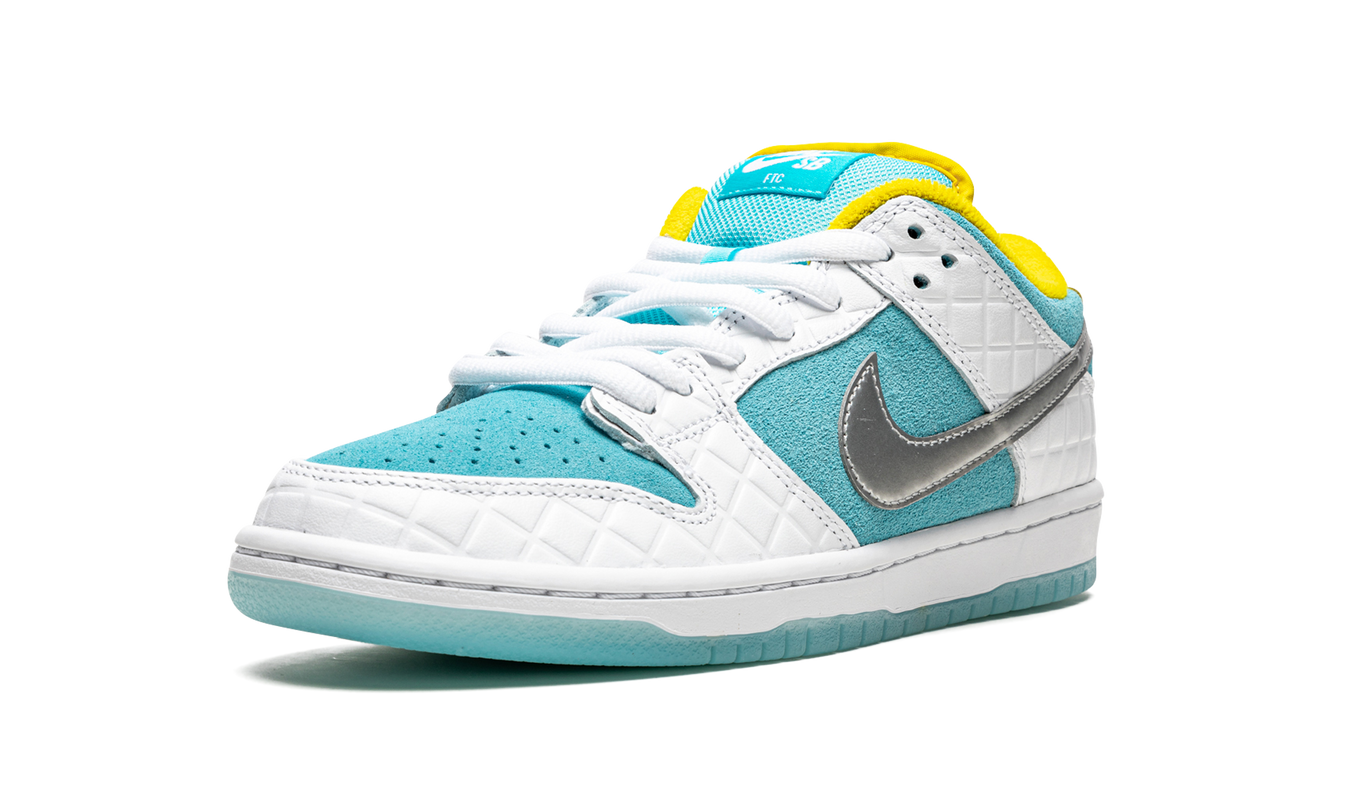 Nike Dunk SB Low "FTC Lagoon Pulse"