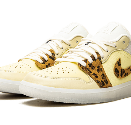 Air Jordan 1 LOW WMNS "SNKRS Day"