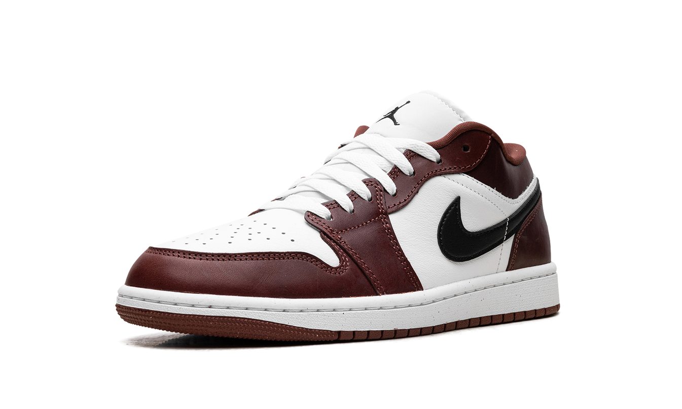 Air Jordan 1 Low SE "Dark Pony"