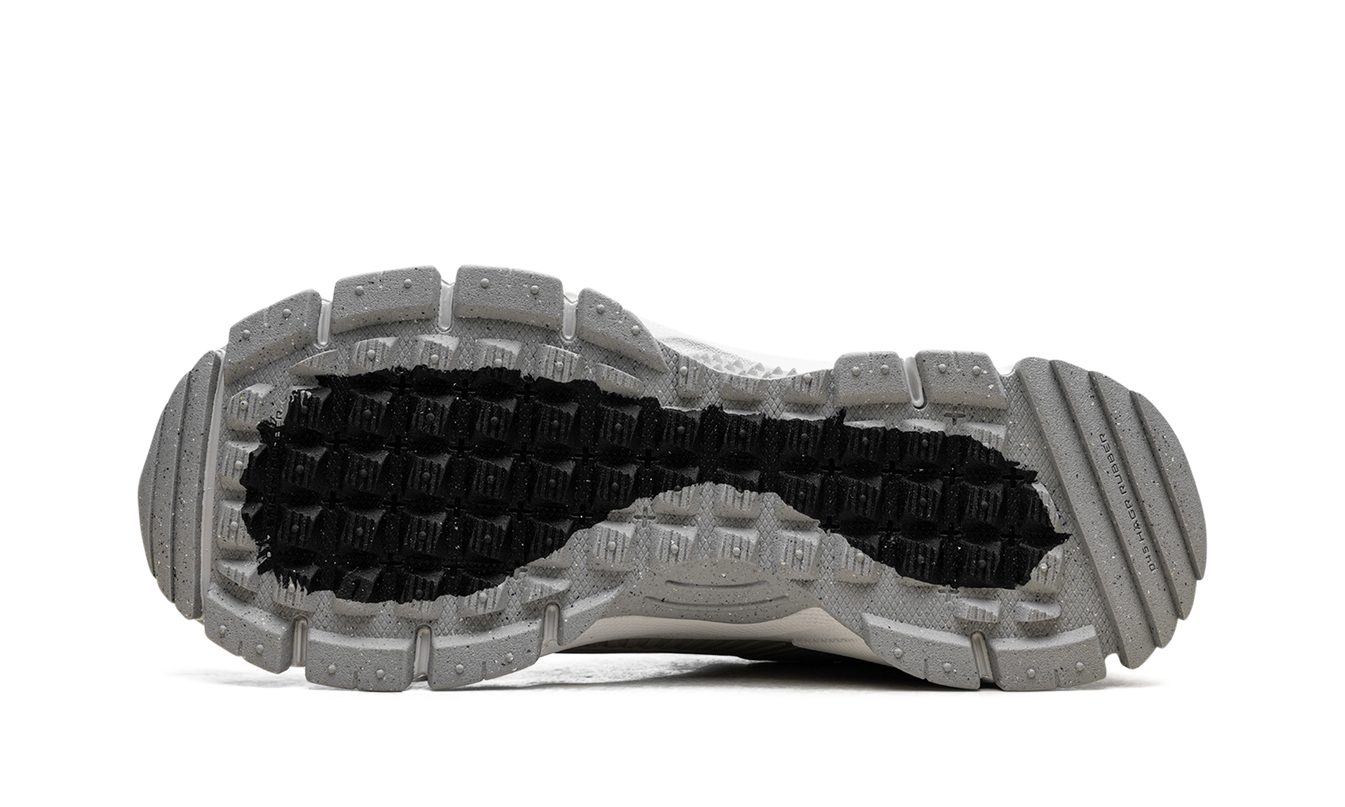 Nike Zoom Vomero Roam WMNS "Summit White"